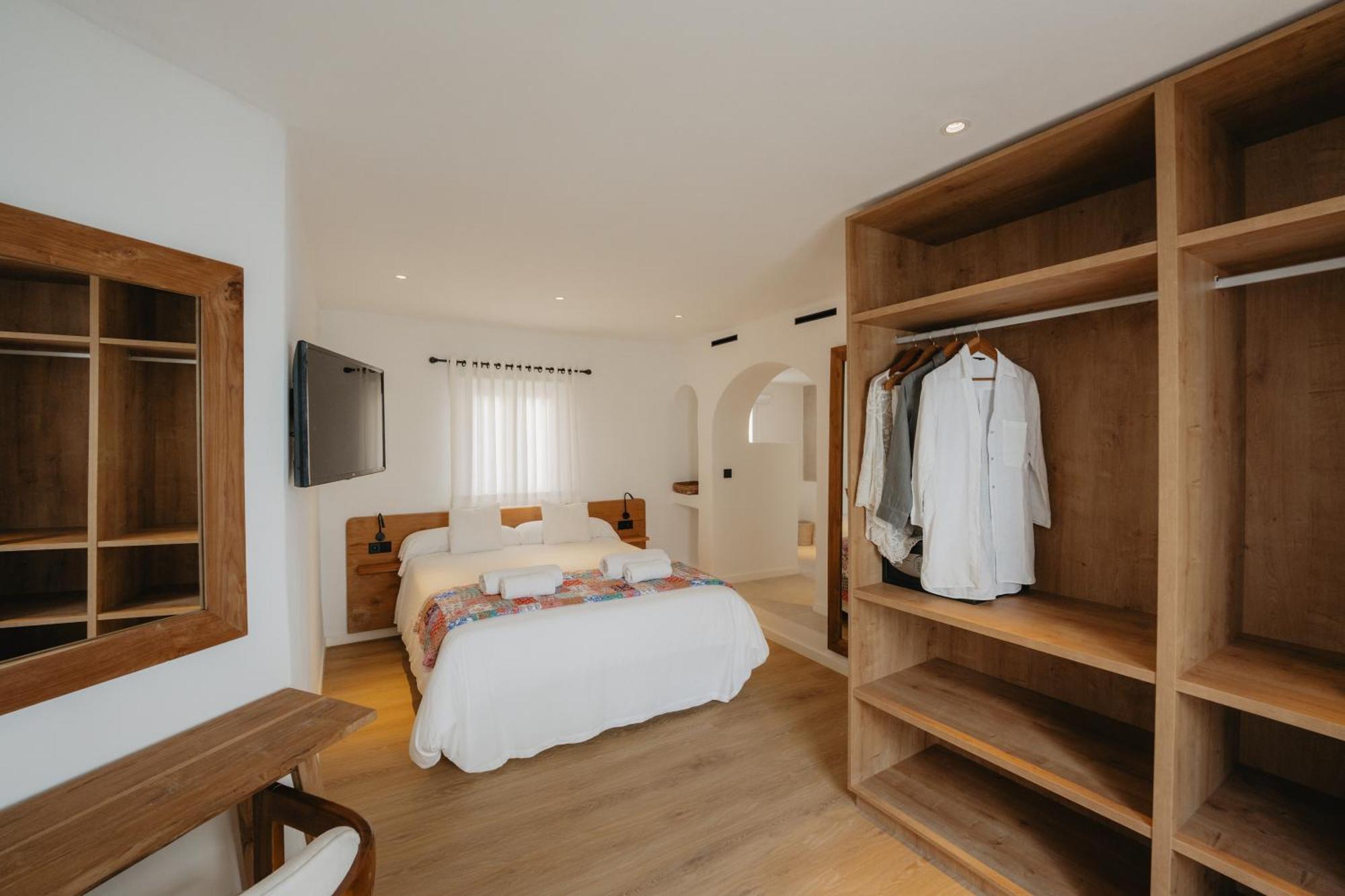 Hotel Fergus Style Punta Arabi Es Cana Esterno foto